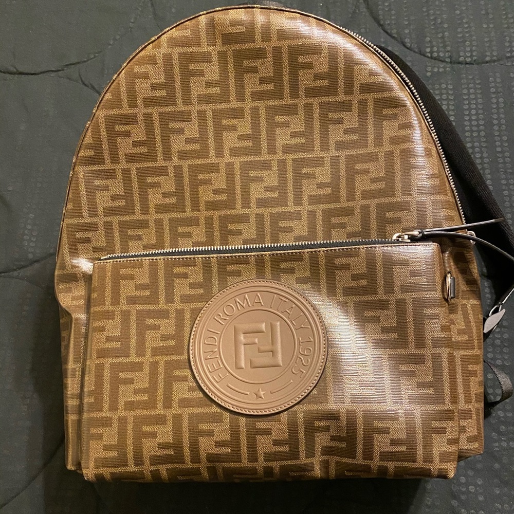 ❌SOLD❌Fendi backpack - Picture 1 of 16